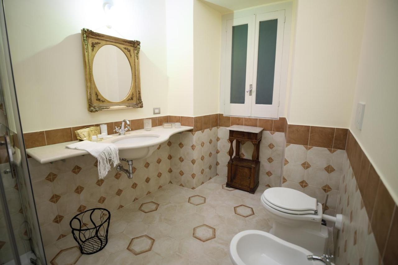 Bed and Breakfast Palazzo Introna Mola di Bari Zewnętrze zdjęcie