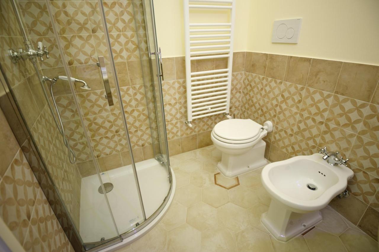 Bed and Breakfast Palazzo Introna Mola di Bari Zewnętrze zdjęcie
