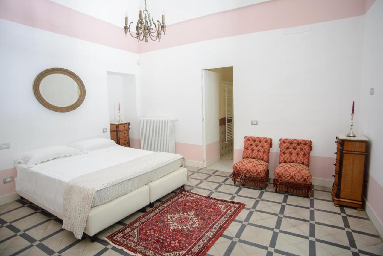 Bed and Breakfast Palazzo Introna Mola di Bari Zewnętrze zdjęcie