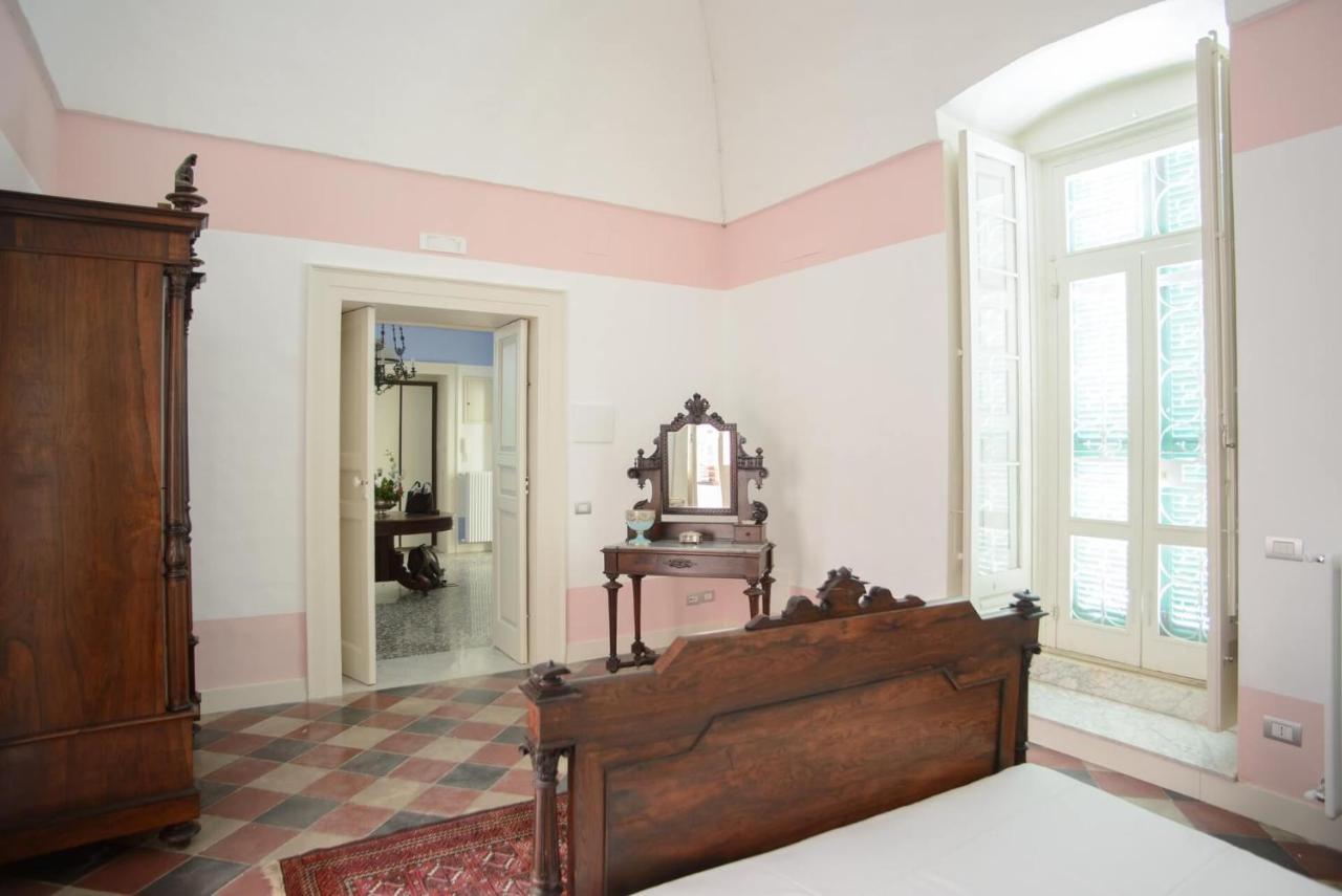 Bed and Breakfast Palazzo Introna Mola di Bari Zewnętrze zdjęcie