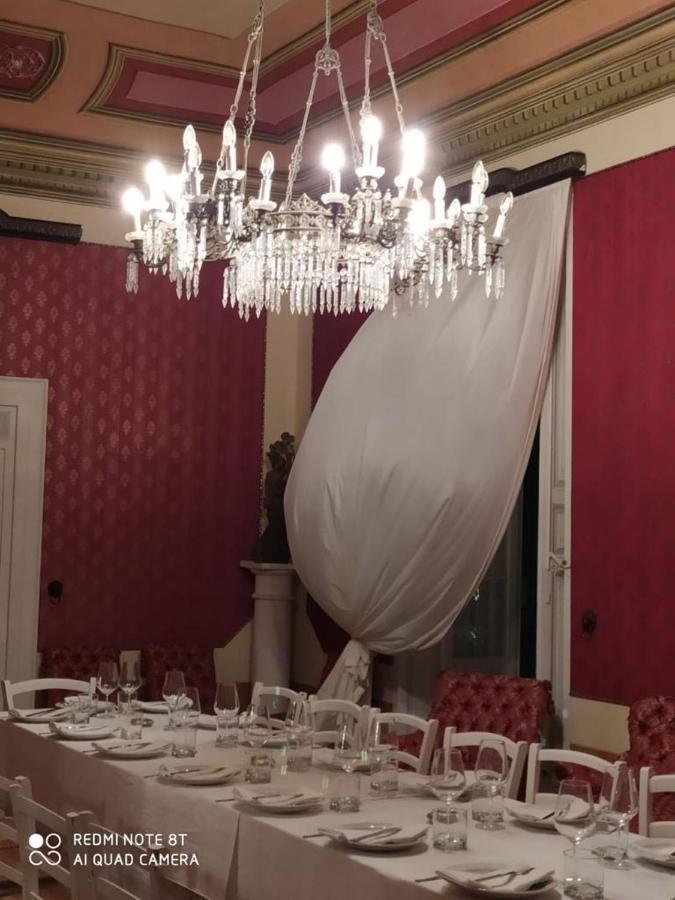 Bed and Breakfast Palazzo Introna Mola di Bari Zewnętrze zdjęcie