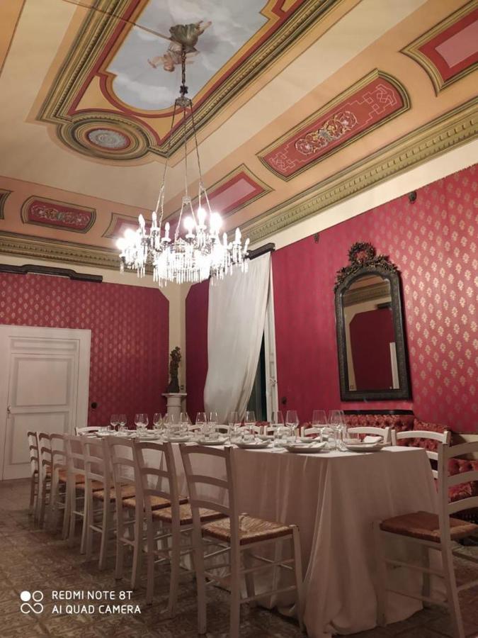 Bed and Breakfast Palazzo Introna Mola di Bari Zewnętrze zdjęcie