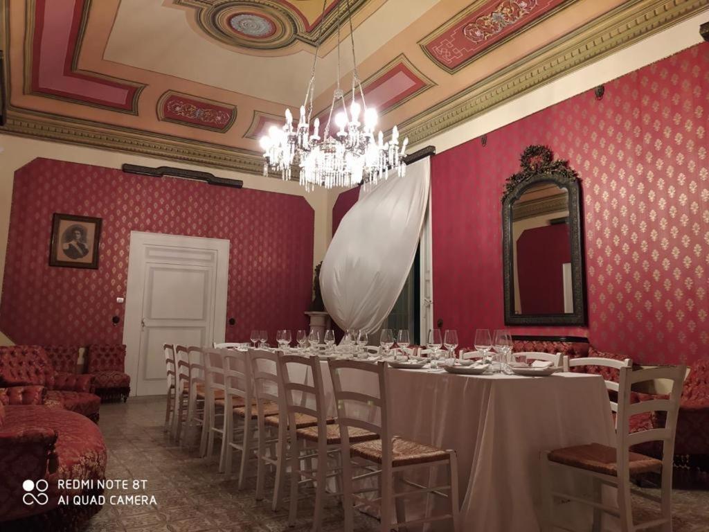 Bed and Breakfast Palazzo Introna Mola di Bari Zewnętrze zdjęcie